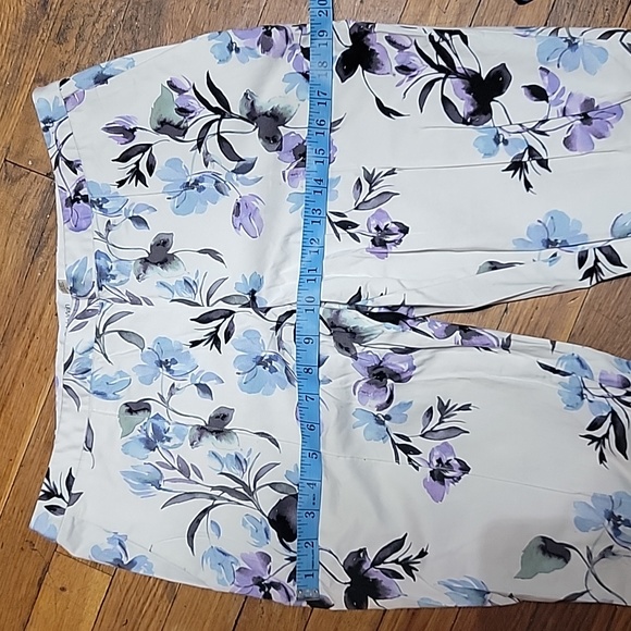 Calvin klein long pants 🌼🪻💐 floral color size 6 99 cotton 2% spandex - Picture 10 of 16